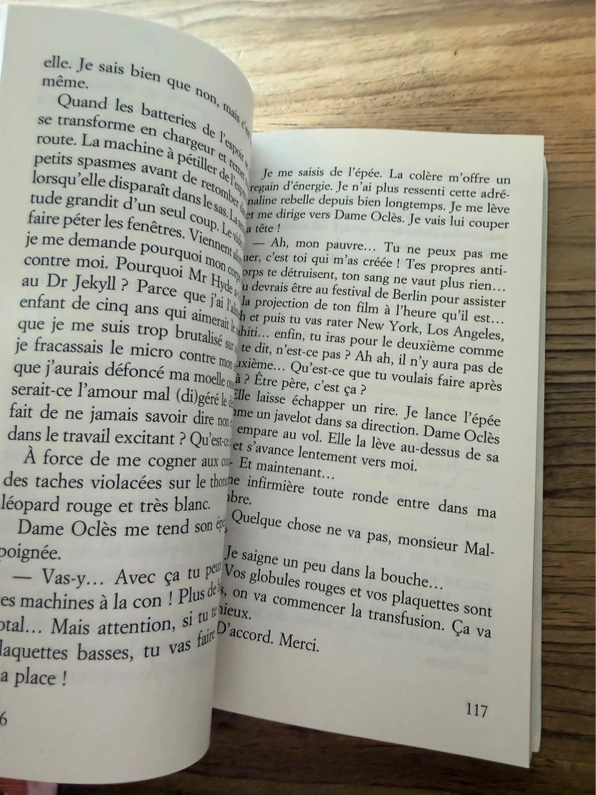 Livre le journal d’un vampire en pyjama propre – photo 5